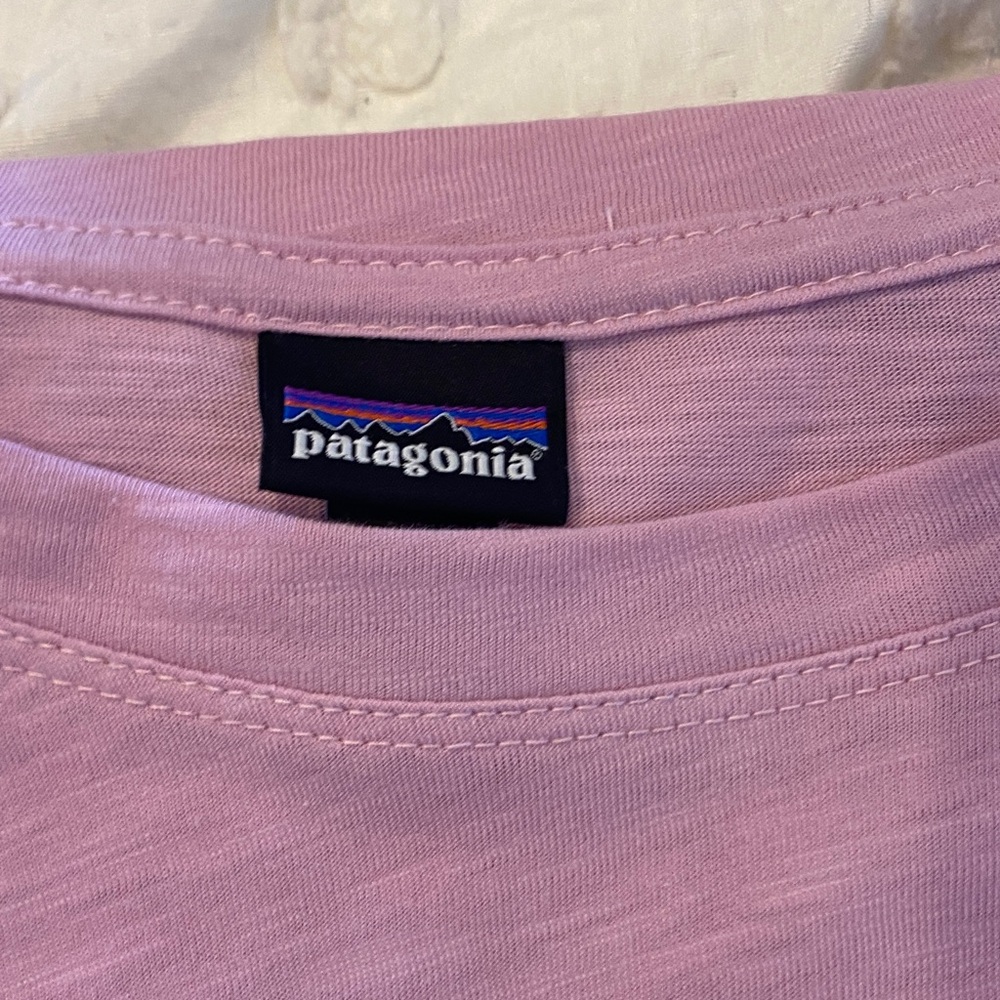 Patagonia Light Pink Crew Neck Tee